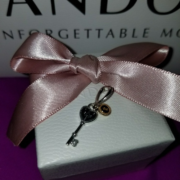 Pandora Key to my heart charm - Picture 4 of 4